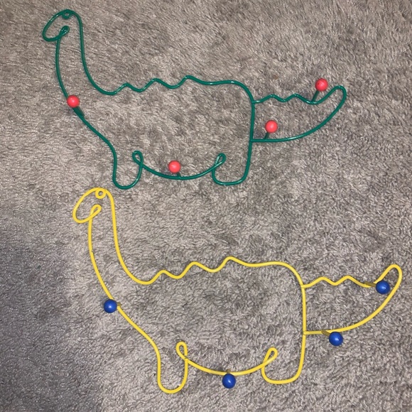 Dinosaur Wire Decor/Hangers - Picture 1 of 3